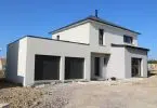 Comment se fait la construction des maisons à 4 pans