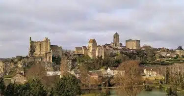 Les dons pour le patrimoine préserver notre histoire ensemble